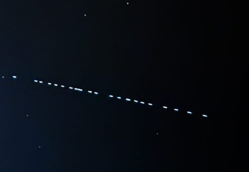 muitas-pessoas-confundem-os-satelites-starlink-de-elon-musk-com-uaps